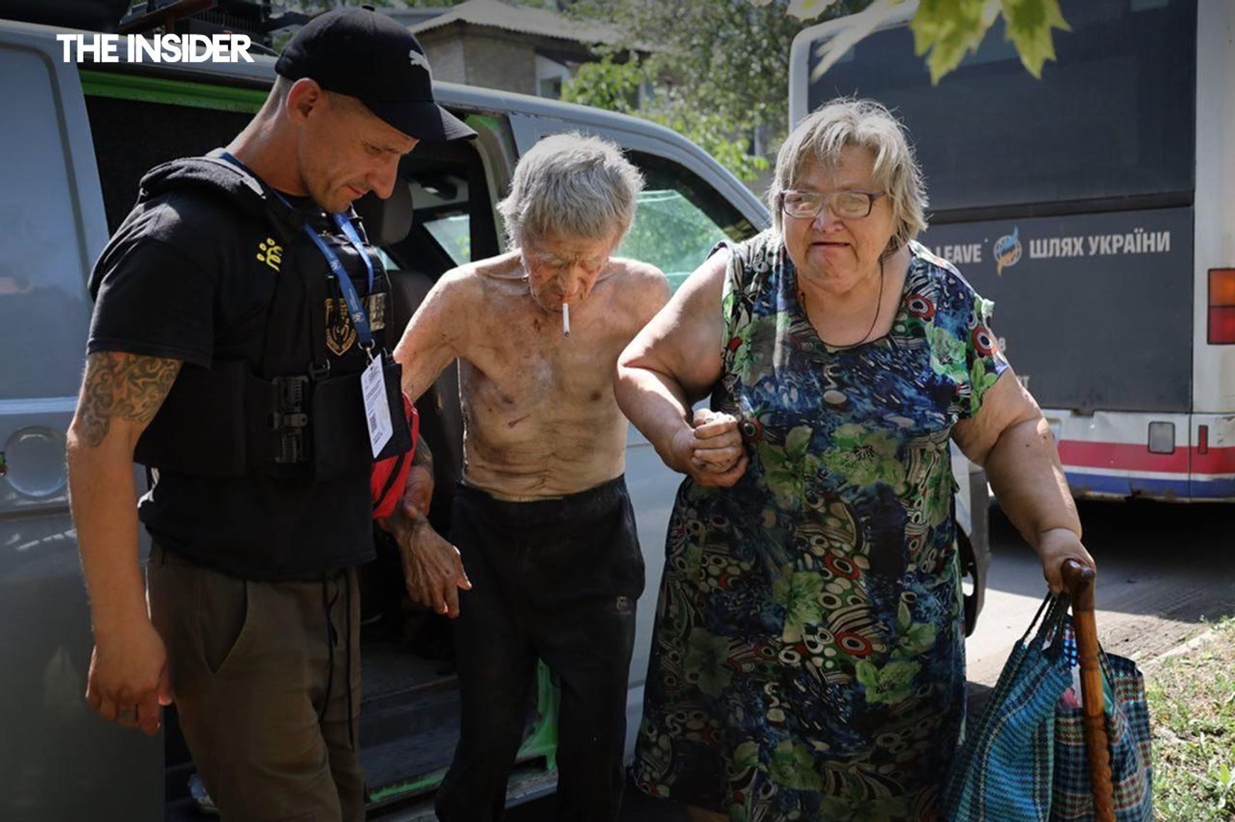 Эвакуация людей в поселке Водянское, Донецкая область